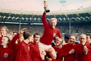 536409_Bobby-Moore_-_Qu65_RT728x0-_OS615x409-_RD615x409-