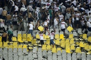 615043_122468-شغب-جماهير-الزمالك_-_Qu65_RT728x0-_OS960x638-_RD728x483-