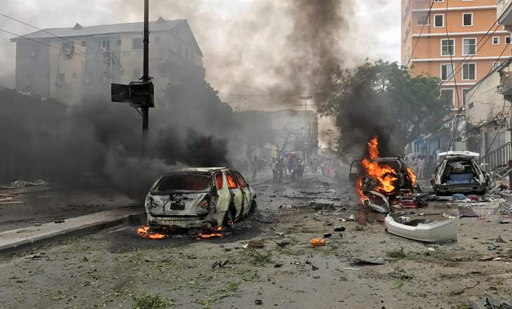 انفجار سيارة ملغومة يهز العاصمة الصومالية مقديشو كويت تايمز