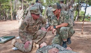 تدريبات تركية أمريكية لإجراء دوريات مشتركة في منبج السورية